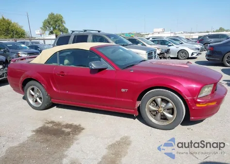 2005 Ford Mustang Gt/Gt Deluxe из США, поврежденный, VIN 1ZVHT85H855209677